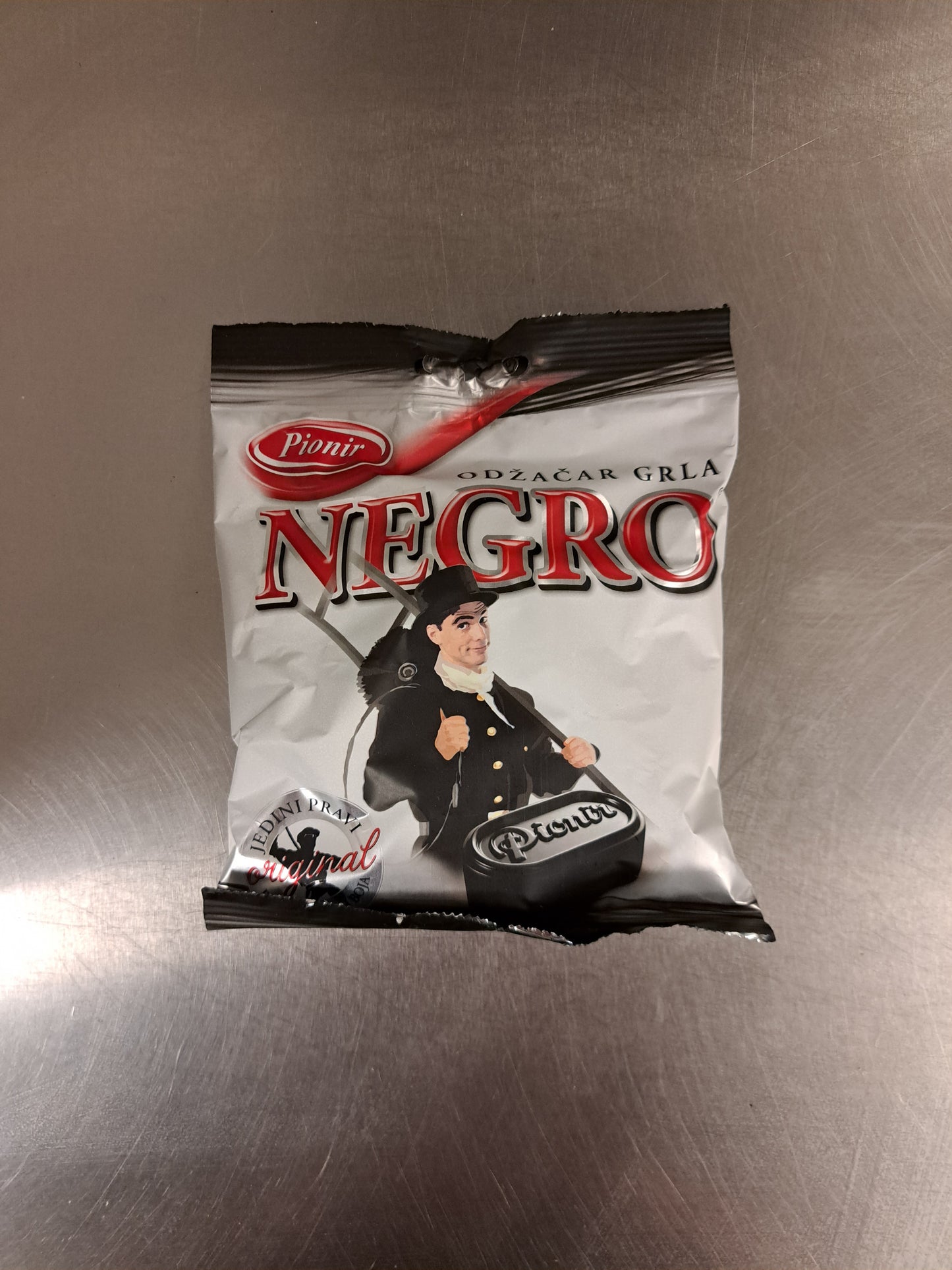 Pionir Negro bomboni 100g